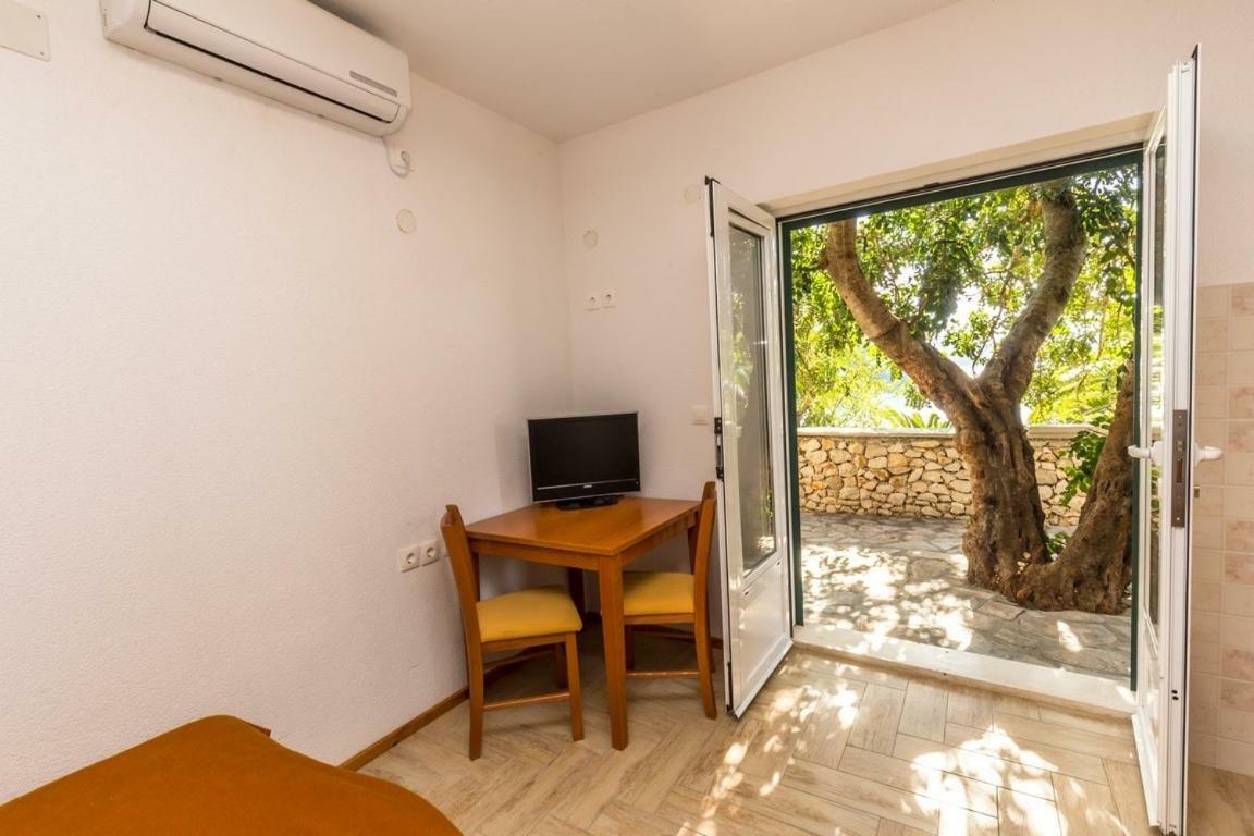 Apartamento Pansion Mali Raj Goveđari Exterior foto