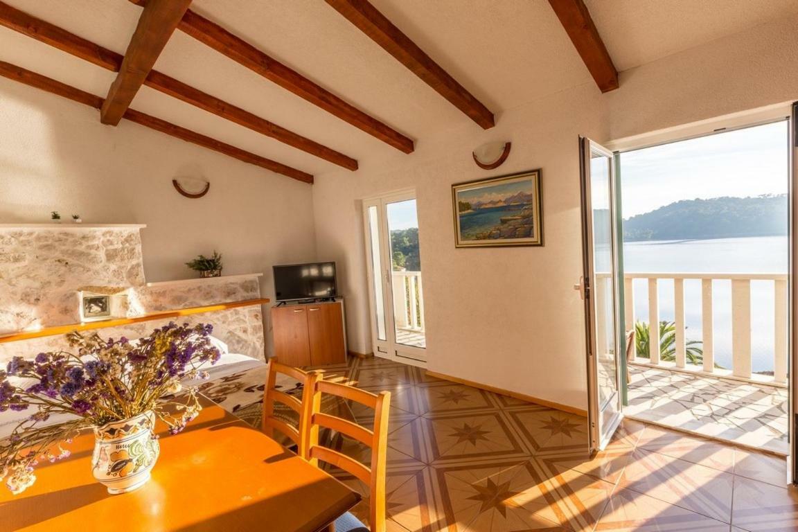 Apartamento Pansion Mali Raj Goveđari Exterior foto