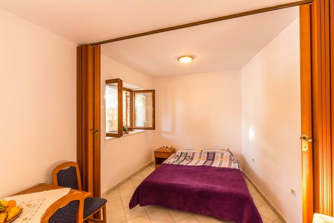 Apartamento Pansion Mali Raj Goveđari Exterior foto